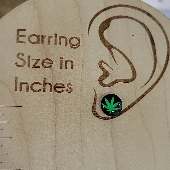 420 Cannabis Classic Kush Leaf Earrings - Picture 2 of 5